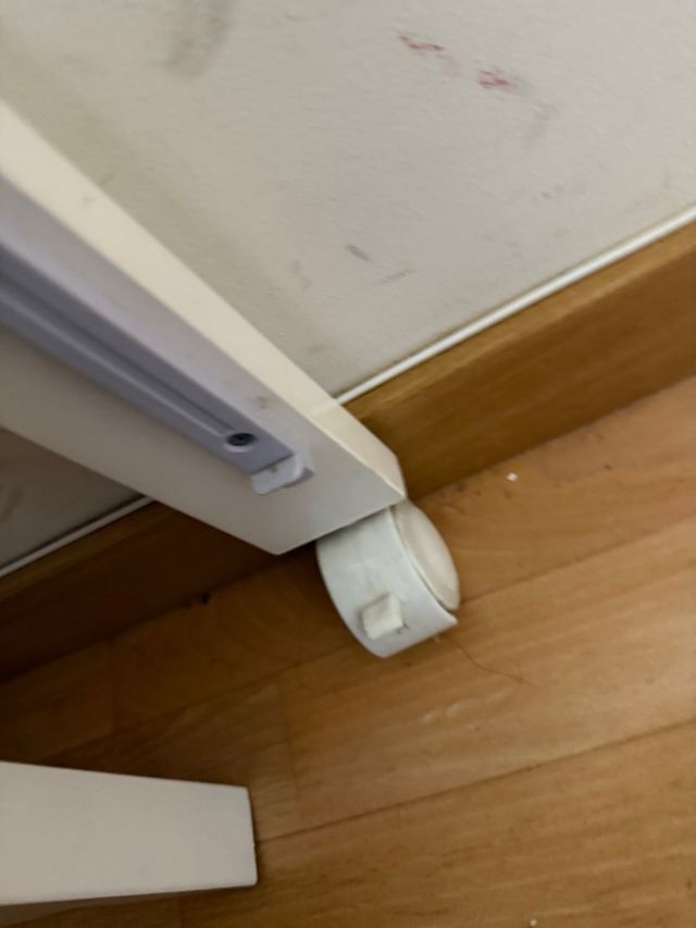 Cuna blanca para bebé