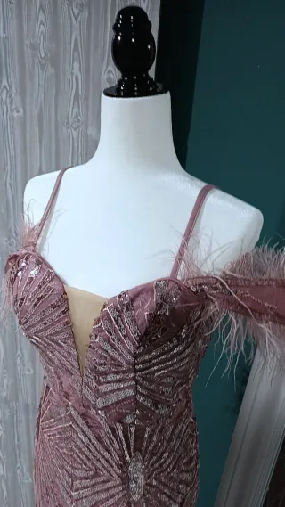 Vestido de fiesta largo con lentejuelas