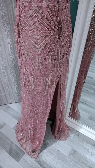 Vestido de fiesta largo con lentejuelas