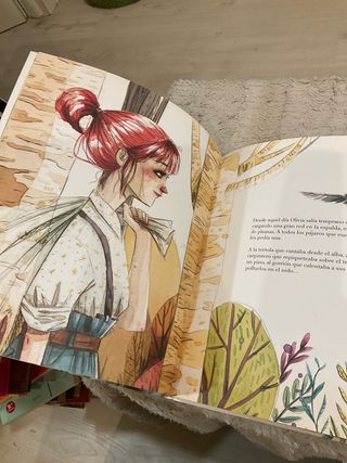 Olivia y la Plumas (Spanish Edition)