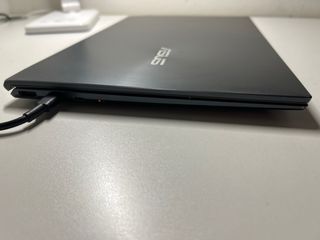 Portátil Asus ZenBook 14”