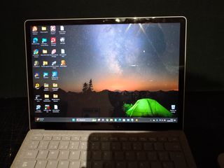 Microsoft Laptop 2 grigio + mouse Bluetooth.