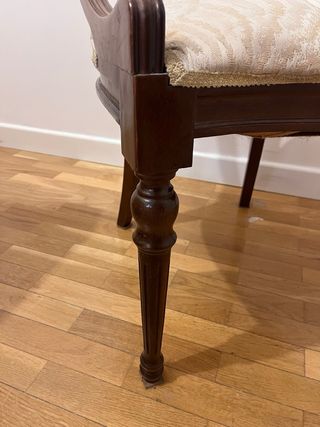 4 Sillas Nogal Comedor Tapizadas