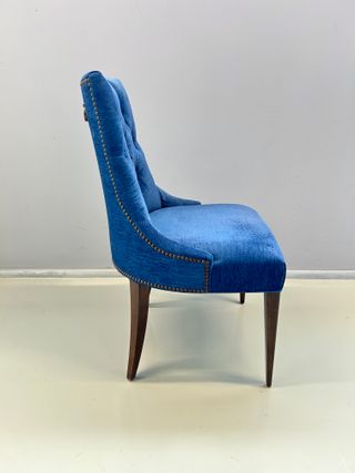 Silla Baker tapizada modelo E