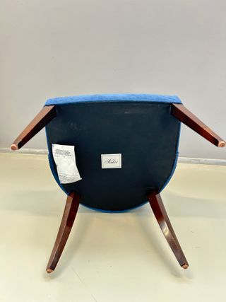 Silla Baker tapizada modelo E