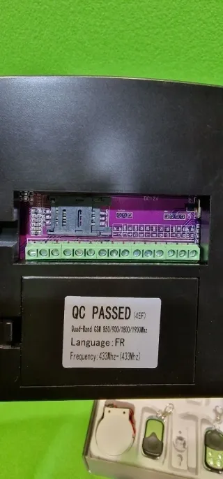 Sistema de Alarma para Casa/  Negocios