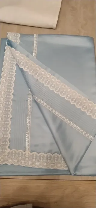 Juego sábanas raso azul celeste 135cm