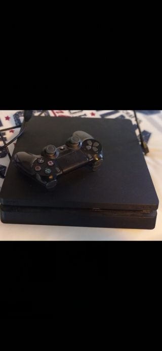 PS4 (PlayStation 4) Negra