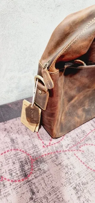 Maletín/bolsa de hombro Kattee de cuero