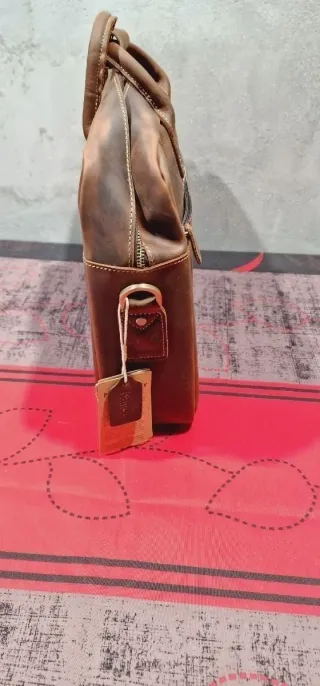 Maletín/bolsa de hombro Kattee de cuero NUEVO 133B