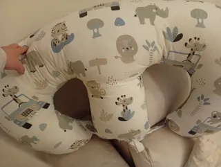 Cojín de lactancia gemelar safari