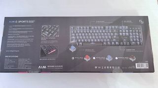 Teclado Mecánico Gaming AIM RGB
