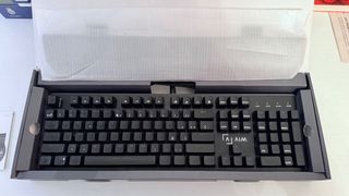 Teclado Mecánico Gaming AIM RGB