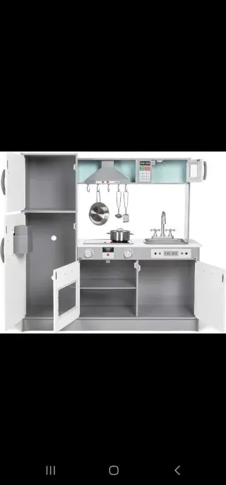 Cocina de juguete, disposición en línea, de madera