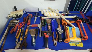 Lote de herramientas variadas