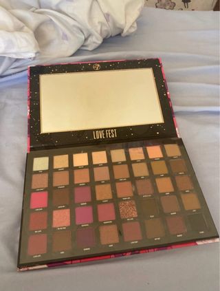 Paleta de sombras W7 Love Fest