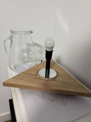 Lámpara de cristal y madera