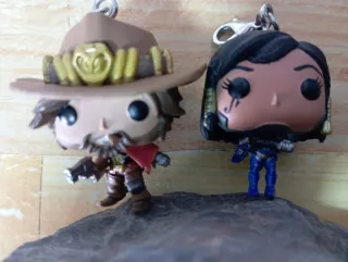 Figuras Funko Mini Overwatch Cassidy y Pharah