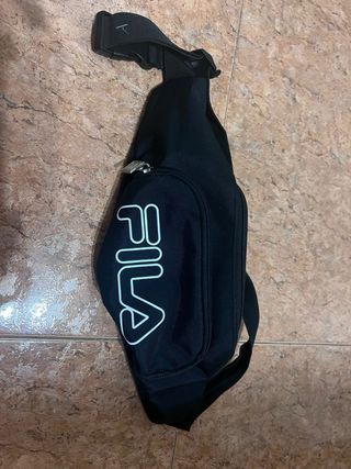 Riñonera Fila Negra