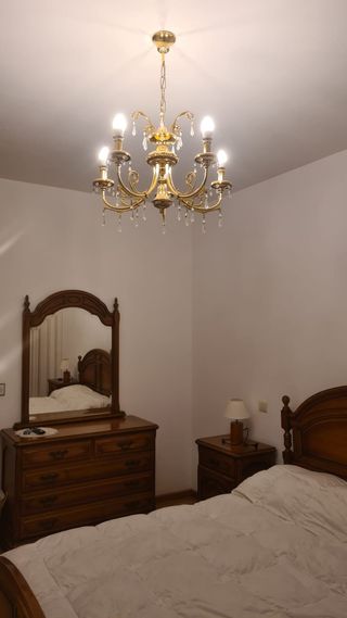 Habitación de castaño