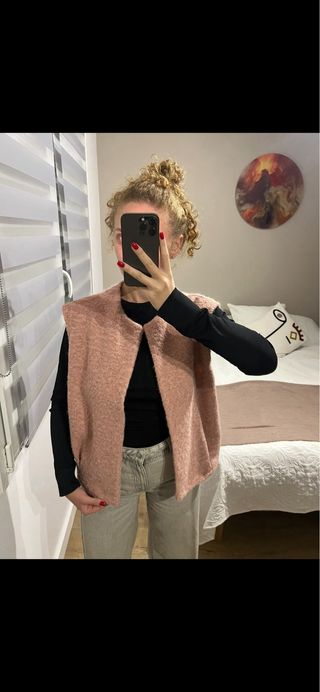 Chaleco rosa sin mangas