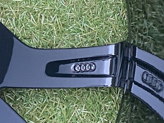 Llantas Originales Audi 18" - Impolutas -