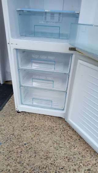 Frigorífico Combi Daewoo Blanco LEED BIEN!!!!