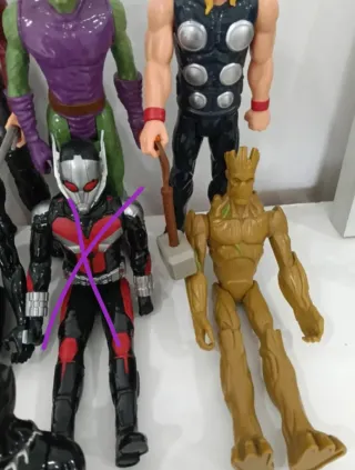 13 Figuras Marvel Titan Hero