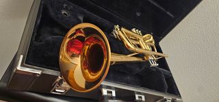 Trompeta Yamaha YTR 4335G Dorada