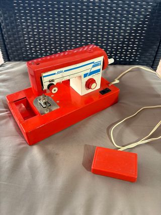 Máquina de coser Joal