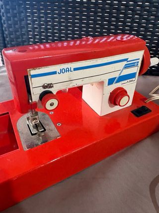 Máquina de coser Joal