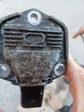 Sensor Nivel Aceite 1.9 TDI HELLA VW AUDI