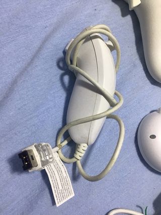Wii Zapper, Nunchuk y Mando Blanco
