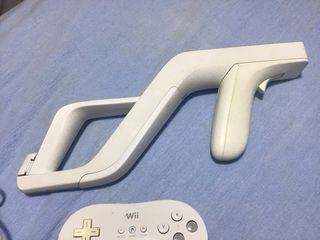 Wii Zapper, Nunchuk y Mando Blanco