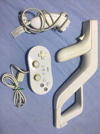 Wii Zapper, Nunchuk y Mando Blanco