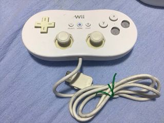 Wii Zapper, Nunchuk y Mando Blanco