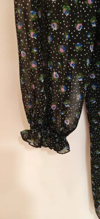 Vestido Zara floral negro