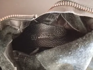 Botas Mamatayoe negras con flor bordada