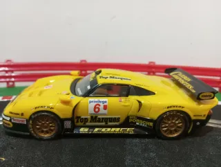 Porsche 911 GT1 Scalextric