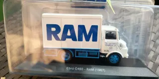 Miniatura Ebro C450 RAM Leche 1:43 (1967)
