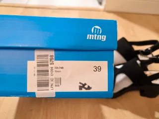 Sandalias Mustang Negras