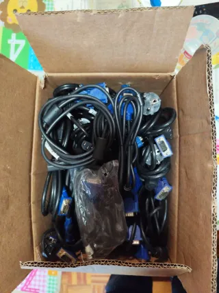 24 cables VGA Macho-Macho 10 alimentación