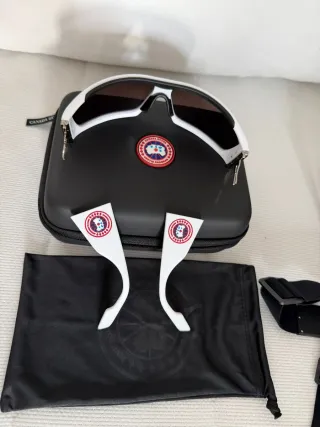 Occhiali da sole Canada Goose Summit Bianchi