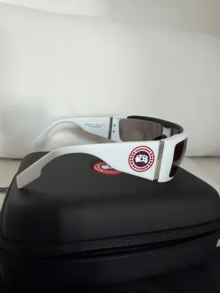 Occhiali da sole Canada Goose Summit Bianchi