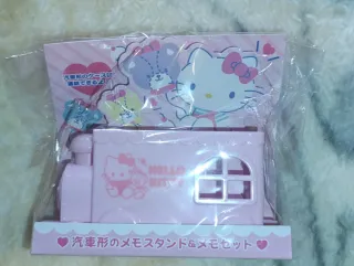 Conjunto variado artículos Hello Kitty