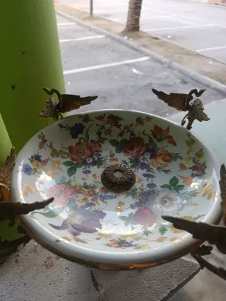 Centro de mesa vintage metal y porcelana