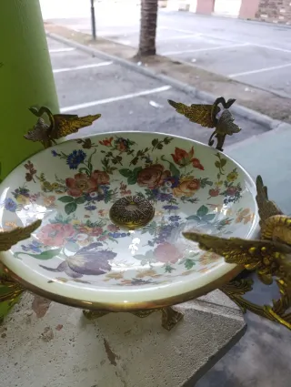 Centro de mesa vintage metal y porcelana