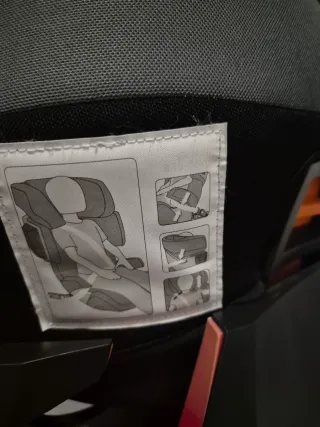 Silla de coche Cybex y base Isofix