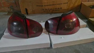 Pilotos VW Golf 5 (Juego)