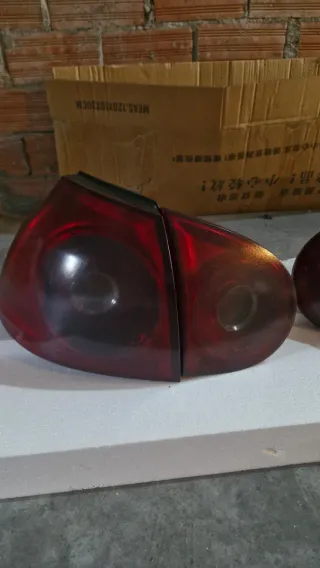 Pilotos VW Golf 5 (Juego)